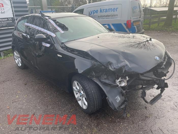 BMW 1 serie 116i 1.6 16V Sloopvoertuig (2009, Zwart)