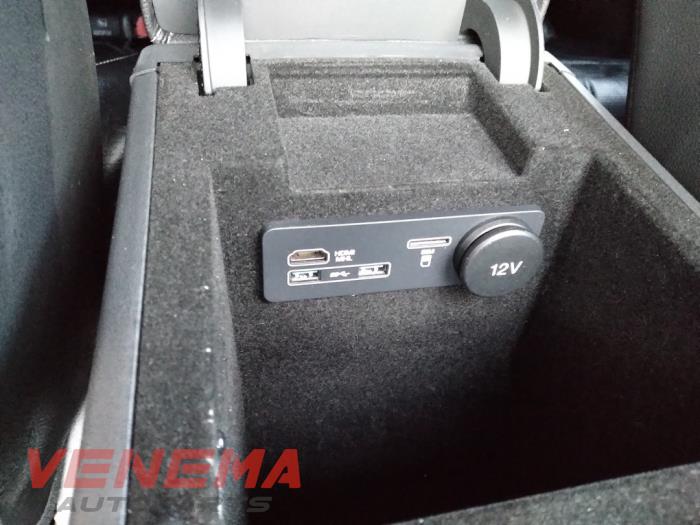 Jaguar F-Pace 3.0 D 24V AWD Sloopvoertuig (2018, Donker, Muisgrijs)