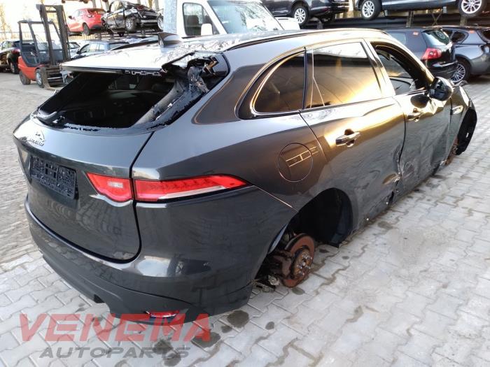 Jaguar F-Pace 3.0 D 24V AWD Sloopvoertuig (2018, Donker, Muisgrijs)