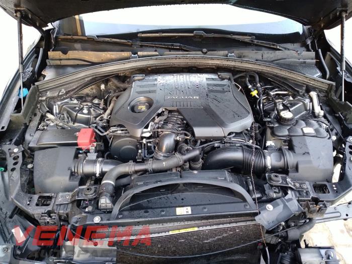 Jaguar F-Pace 3.0 D 24V AWD Sloopvoertuig (2018, Donker, Muisgrijs)