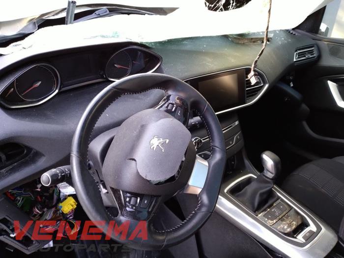 Peugeot 308 SW 1.6 BlueHDi 120 16V Sloopvoertuig (2016, Metallic, Zilvergrijs)