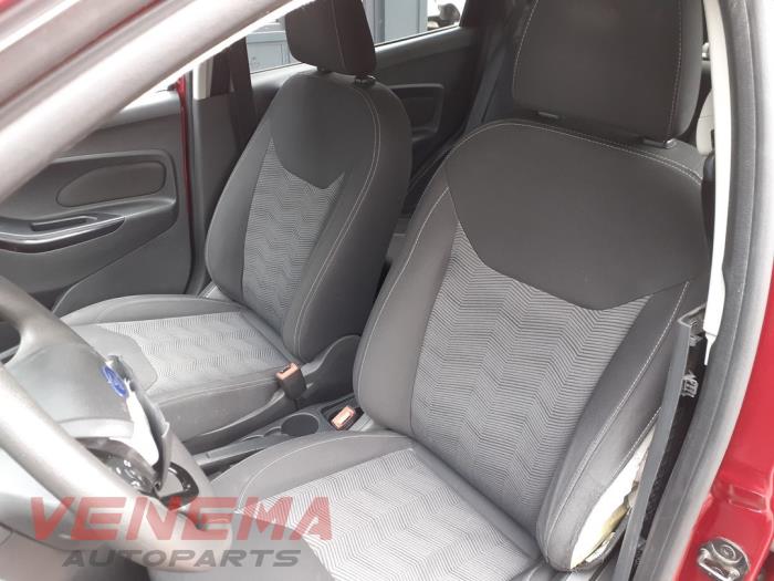 Ford Ka+ 1.2 Ti-VCT Sloopvoertuig (2018, Metallic, Rood)