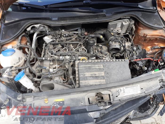 Volkswagen Polo V 1.4 TDI 12V 90 Sloopvoertuig (2015, Metallic, Oranje)