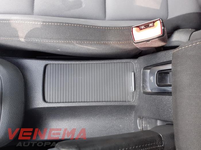 Volkswagen Golf VI Cabrio 2.0 TDI 16V Sloopvoertuig (2016, Metallic, Zwart)