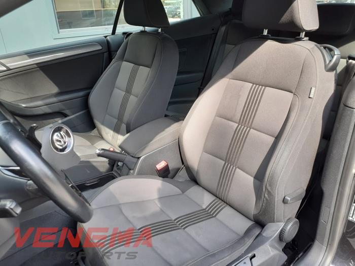 Volkswagen Golf VI Cabrio 2.0 TDI 16V Sloopvoertuig (2016, Metallic, Zwart)