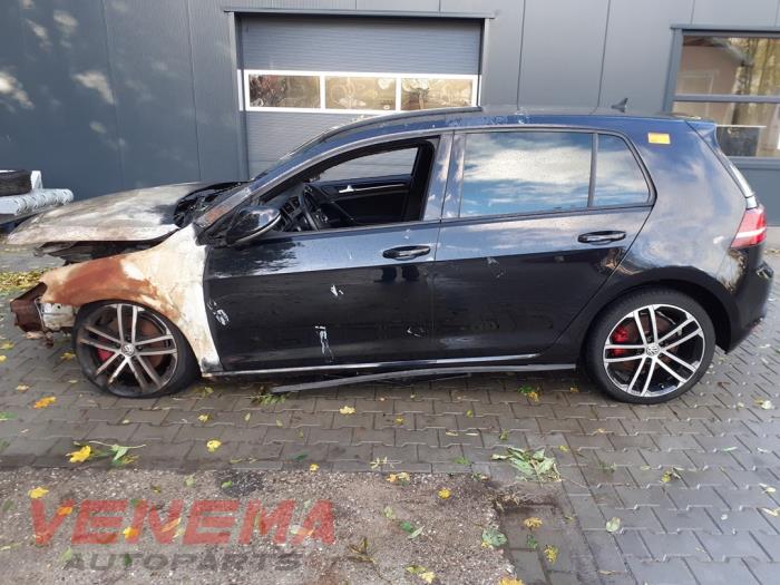 Volkswagen Golf VII 2.0 GTD 16V Sloopvoertuig (2016, Zwart)