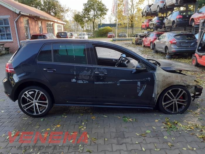 Volkswagen Golf VII 2.0 GTD 16V Sloopvoertuig (2016, Zwart)