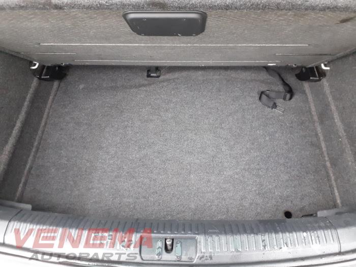 Volkswagen Polo V 1.2 TDI 12V BlueMotion Sloopvoertuig (2012, Wit)