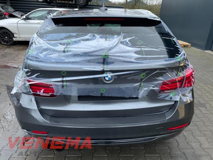 BMW 3 serie Touring 320d 2.0 16V Sloopvoertuig (2015, Metallic, Grijs)
