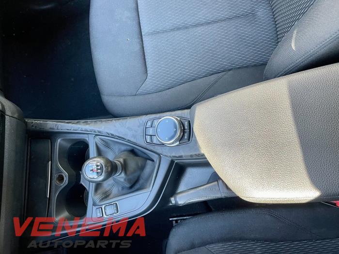 BMW 1 serie 116d 1.5 12V TwinPower Sloopvoertuig (2018, Metallic, Grijs)