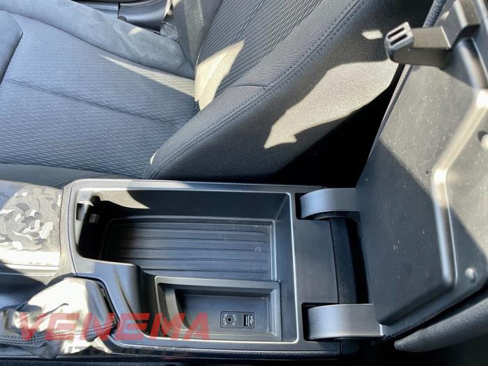 BMW 1 serie 116d 1.5 12V TwinPower Sloopvoertuig (2018, Metallic, Grijs)