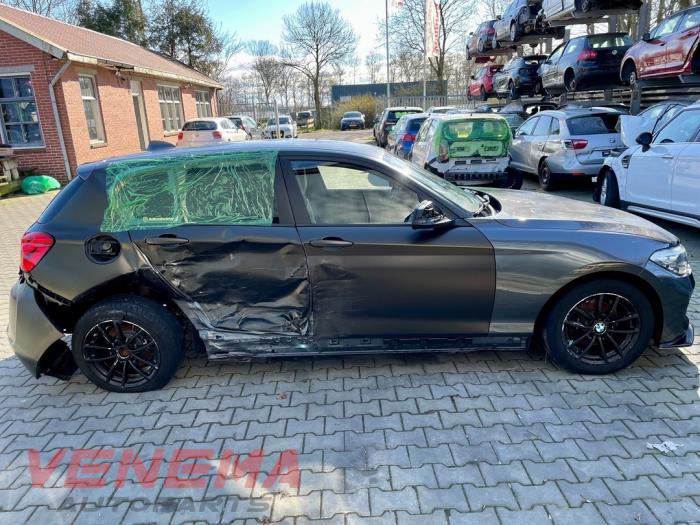 BMW 1 serie 116d 1.5 12V TwinPower Sloopvoertuig (2018, Metallic, Grijs)
