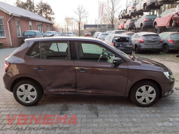 Skoda Fabia III 1.0 12V Sloopvoertuig (2017, Bruin)
