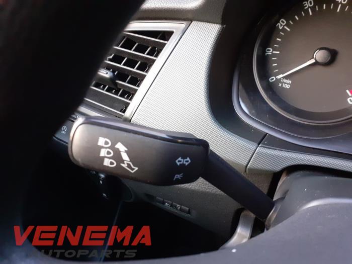 Skoda Fabia III 1.0 12V Sloopvoertuig (2017, Bruin)