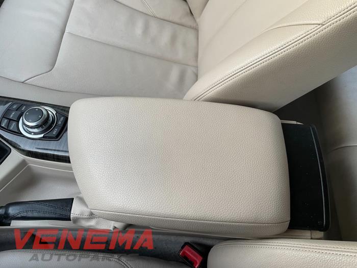 BMW 1 serie 116i 1.6 16V Sloopvoertuig (2013, Metallic, Muisgrijs)