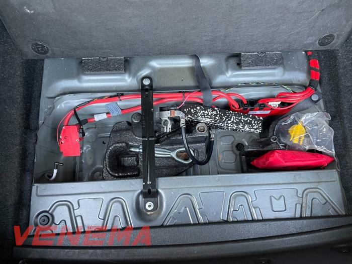 BMW 1 serie 116i 1.6 16V Sloopvoertuig (2013, Metallic, Muisgrijs)