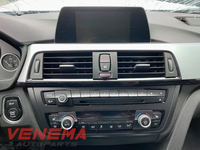 BMW 3 serie Touring 320d 2.0 16V Sloopvoertuig (2014, Metallic, Wit)