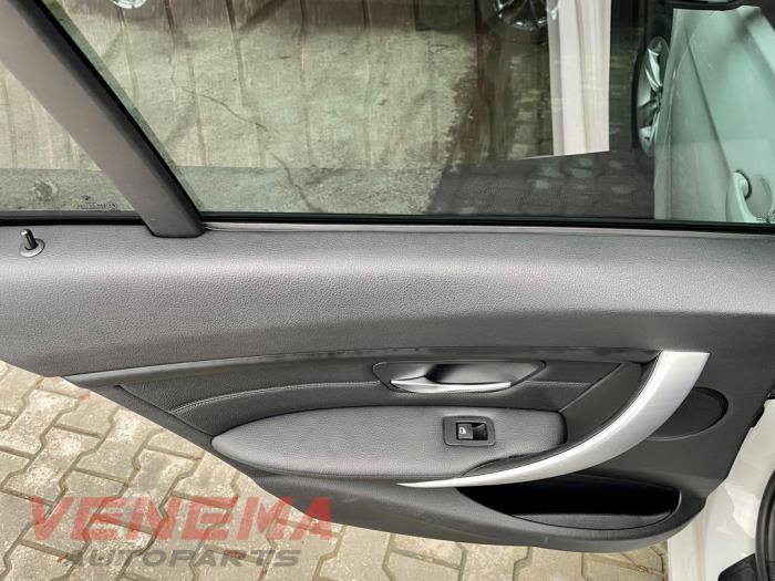 BMW 3 serie Touring 320d 2.0 16V Sloopvoertuig (2014, Metallic, Wit)