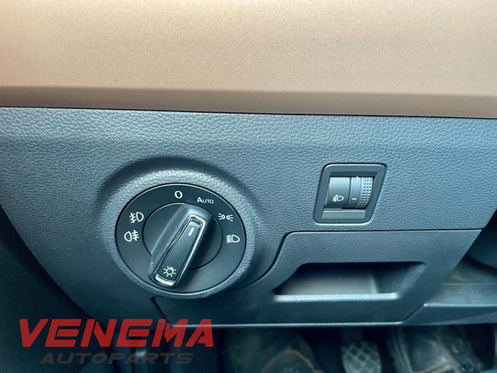 Seat Ibiza V 1.0 TSI 12V Sloopvoertuig (2018, Metallic, Champagne)