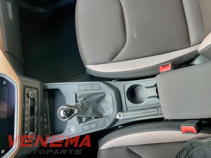 Seat Ibiza V 1.0 TSI 12V Sloopvoertuig (2018, Metallic, Champagne)