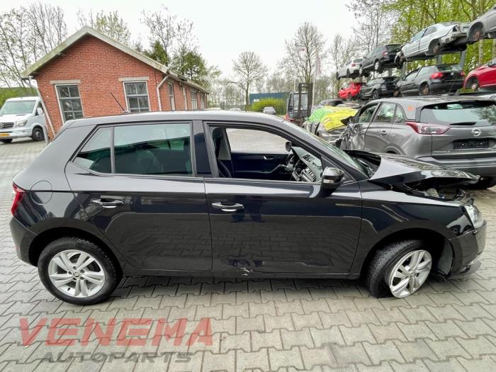Skoda Fabia III 1.0 TSI 12V Sloopvoertuig (2019, Metallic, Zwart)