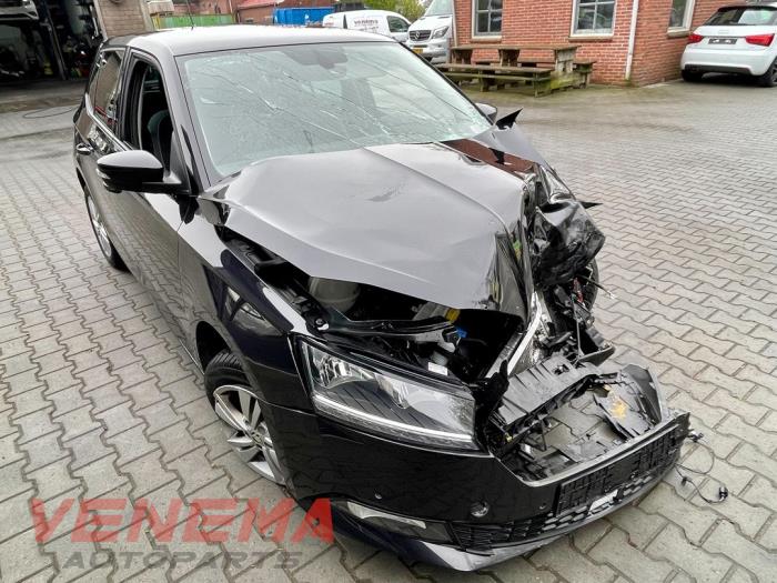 Skoda Fabia III 1.0 TSI 12V Sloopvoertuig (2019, Metallic, Zwart)