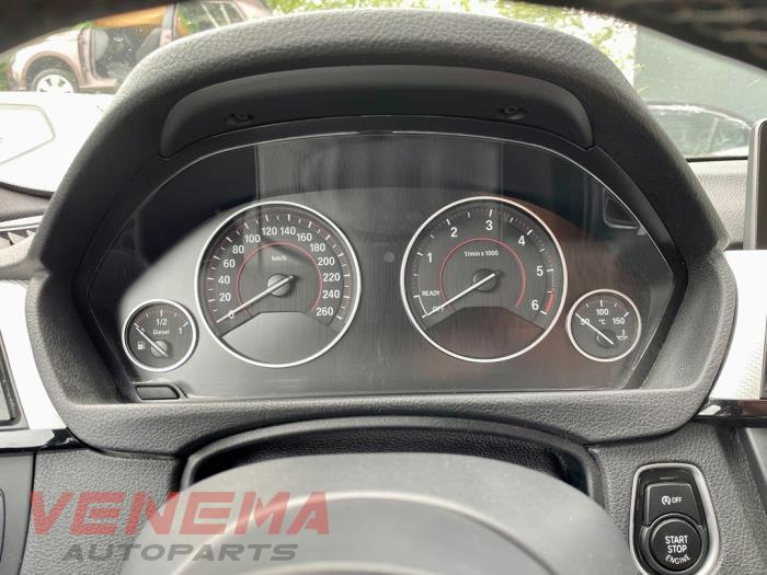 BMW 3 serie Touring 320d 2.0 16V Sloopvoertuig (2014, Metallic, Grijs)