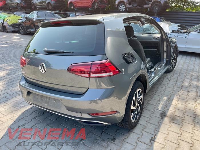 Volkswagen Golf VII 1.6 TDI BMT 16V Sloopvoertuig (2018, Metallic, Donker, Zilvergrijs)