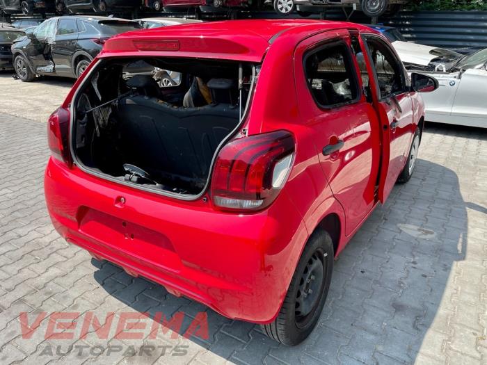 Peugeot 108 1.0 12V Sloopvoertuig (2017, Rood)