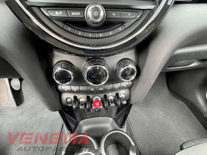 Mini Mini 2.0 16V Cooper S Sloopvoertuig (2019, Metallic, Zwart)
