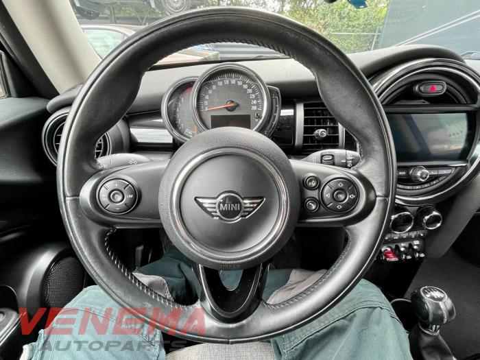Mini Mini 2.0 16V Cooper S Sloopvoertuig (2019, Metallic, Zwart)
