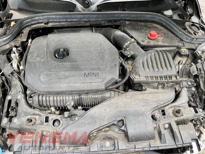 Mini Mini 2.0 16V Cooper S Sloopvoertuig (2019, Metallic, Zwart)