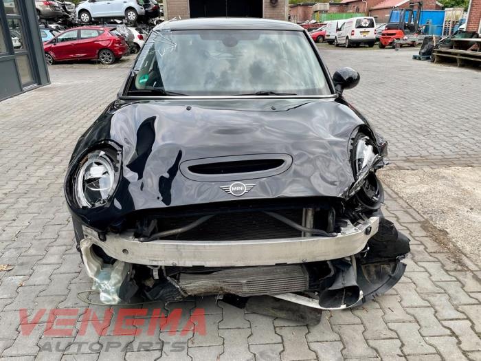 Mini Mini 2.0 16V Cooper S Sloopvoertuig (2019, Metallic, Zwart)