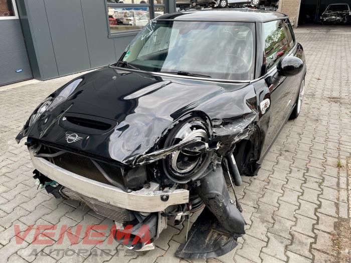 Mini Mini 2.0 16V Cooper S Sloopvoertuig (2019, Metallic, Zwart)