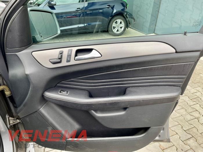 Mercedes ML III 3.0 ML-350 BlueTEC V6 24V 4-Matic Sloopvoertuig (2014, Metallic, Donker, Zilvergrijs, Grijs)