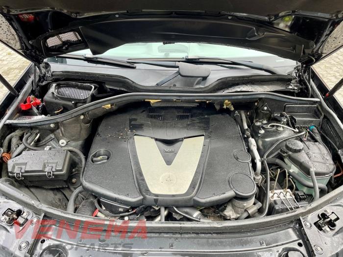 Mercedes ML II 3.0 ML-280 CDI 4-Matic V6 24V Sloopvoertuig (2008, Metallic, Zwart)