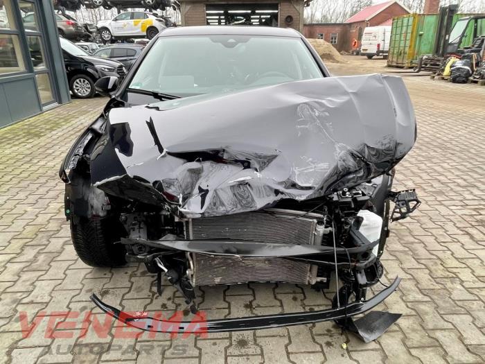 Volkswagen Golf VIII 2.0 TDI BlueMotion 16V Sloopvoertuig (2023, Metallic, Zwart)