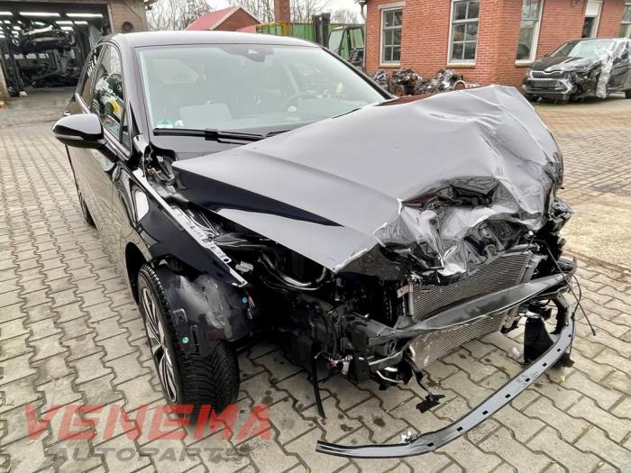 Volkswagen Golf VIII 2.0 TDI BlueMotion 16V Sloopvoertuig (2023, Metallic, Zwart)
