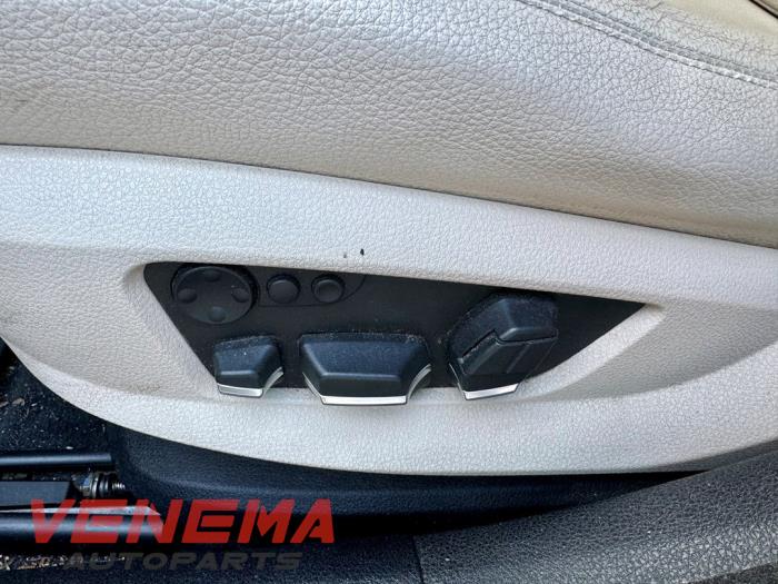 BMW 5 serie 550i V8 32V TwinPower Turbo Sloopvoertuig (2010, Metallic, Grijs)