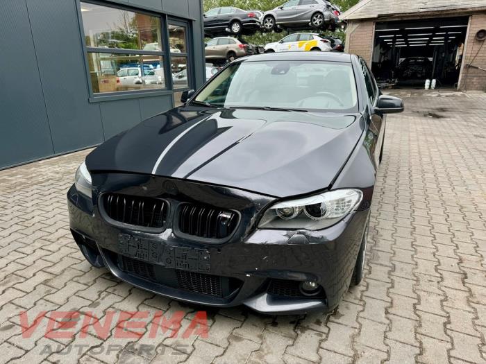 BMW 5 serie 550i V8 32V TwinPower Turbo Sloopvoertuig (2010, Metallic, Grijs)