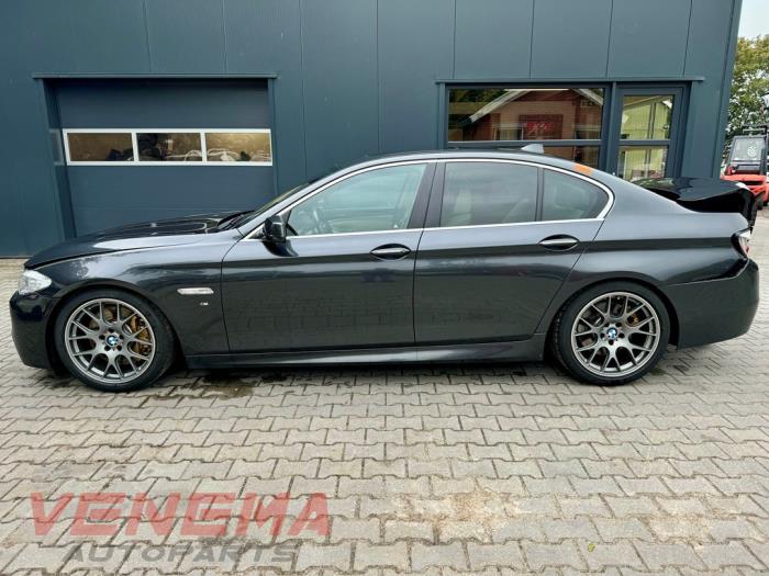 BMW 5 serie 550i V8 32V TwinPower Turbo Sloopvoertuig (2010, Metallic, Grijs)