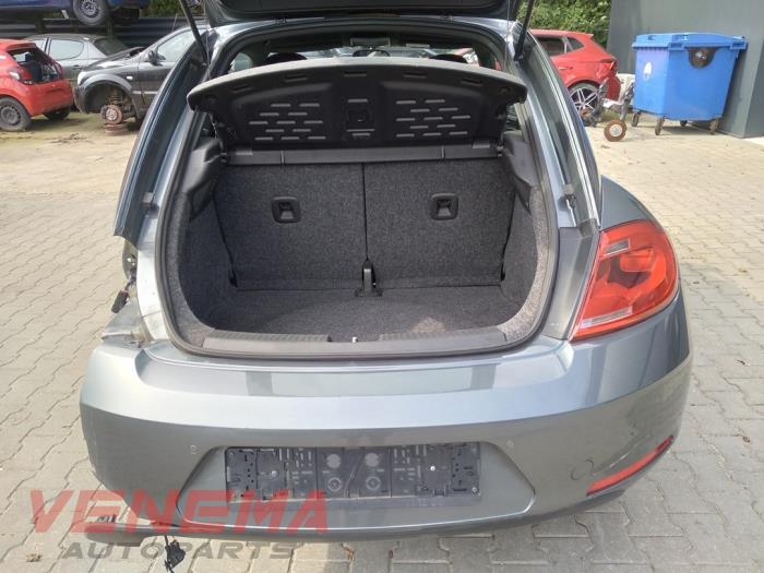 Volkswagen Beetle 1.6 TDI 16V Sloopvoertuig (2012, Metallic, Grijs)