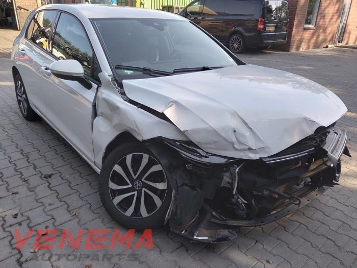 Volkswagen Golf VIII 1.0 eTSI 12V Sloopvoertuig (2022, Wit)
