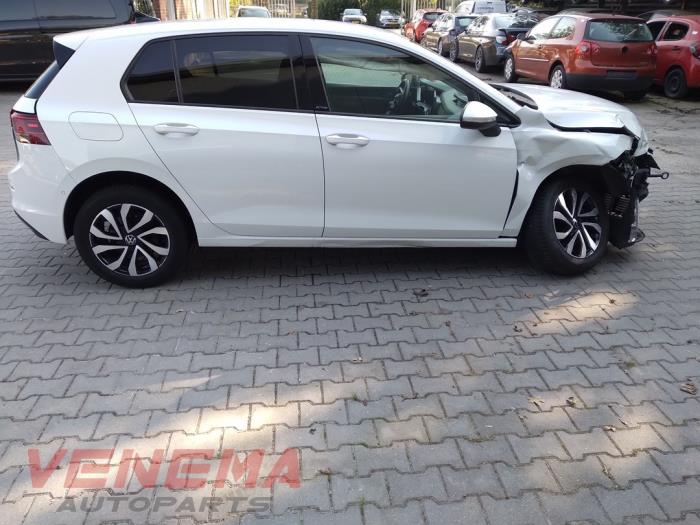 Volkswagen Golf VIII 1.0 eTSI 12V Sloopvoertuig (2022, Wit)