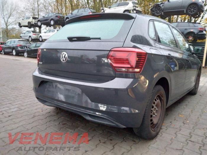 Volkswagen Polo VI 1.0 TSI 12V Sloopvoertuig (2019, Donker, Grijs)