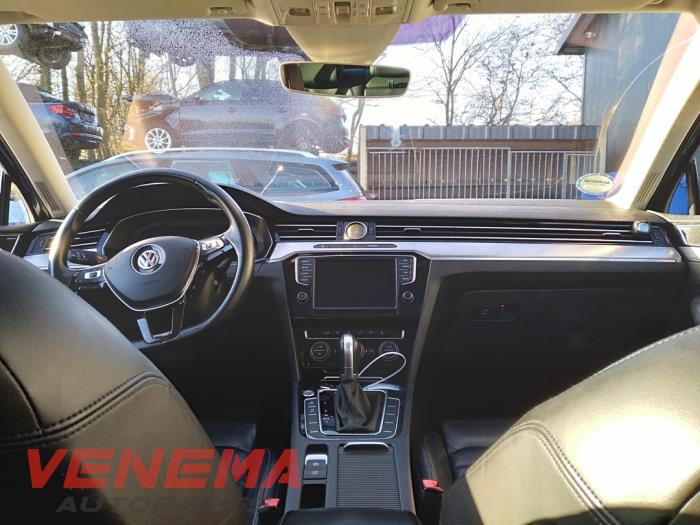 Volkswagen Passat 2.0 TDI 16V 150 Sloopvoertuig (2016, Metallic, Licht, Blauw)