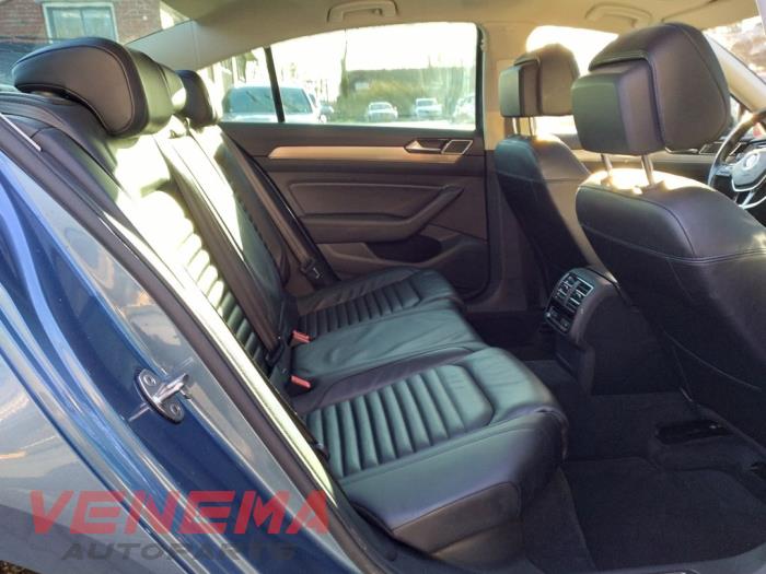 Volkswagen Passat 2.0 TDI 16V 150 Sloopvoertuig (2016, Metallic, Licht, Blauw)