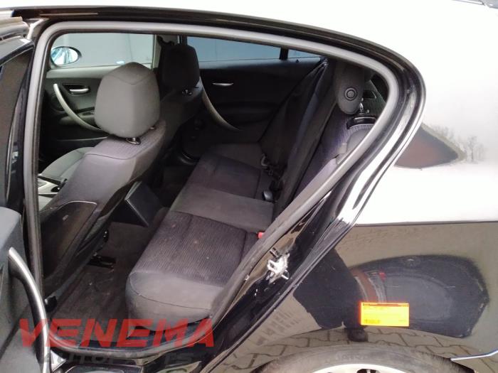 BMW 1 serie 116i 1.6 16V Sloopvoertuig (2006, Metallic, Zwart)