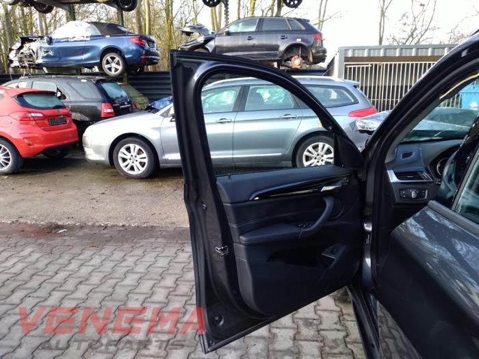 BMW X1 xDrive 20i 2.0 16V Twin Power Turbo Sloopvoertuig (2018, Grijs)