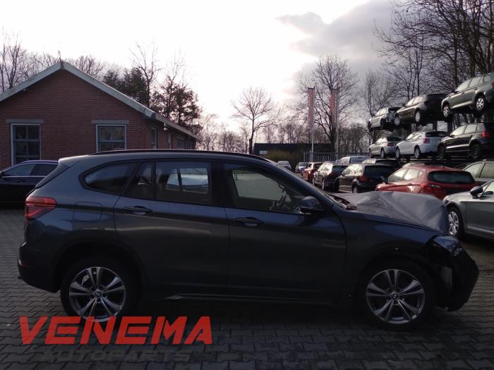 BMW X1 xDrive 20i 2.0 16V Twin Power Turbo Sloopvoertuig (2018, Grijs)
